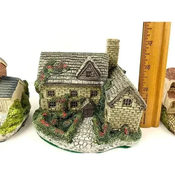 Lot of 5 VTG River Road Collection Ceramic Cottages Houses 90's Gordon Design 4" - Picture 10 of 16